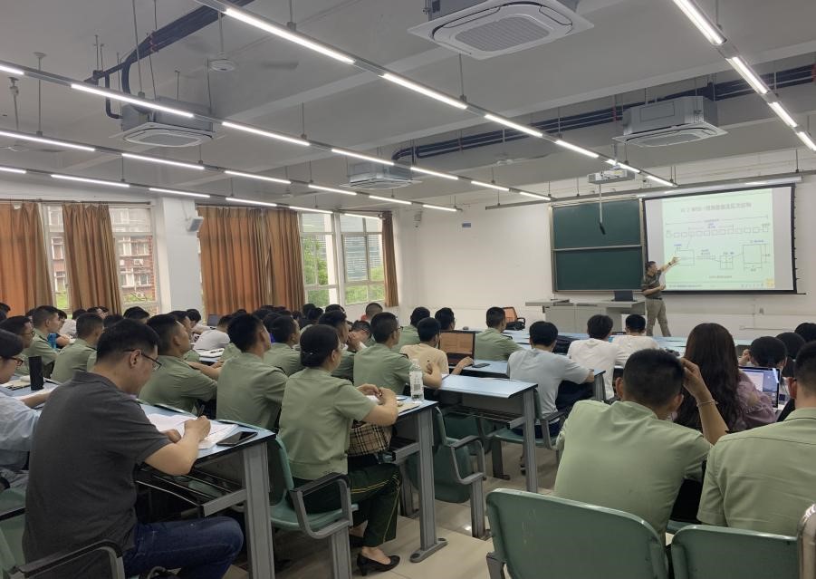 西南交通大學(xué)計算機(jī)學(xué)院與武警警官學(xué)院交流活動圓滿舉行——共研計算機(jī)軟硬件技術(shù)新篇章